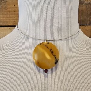 Mustard Yellow Stone Pendant on Silvertone Circle Wire Choker